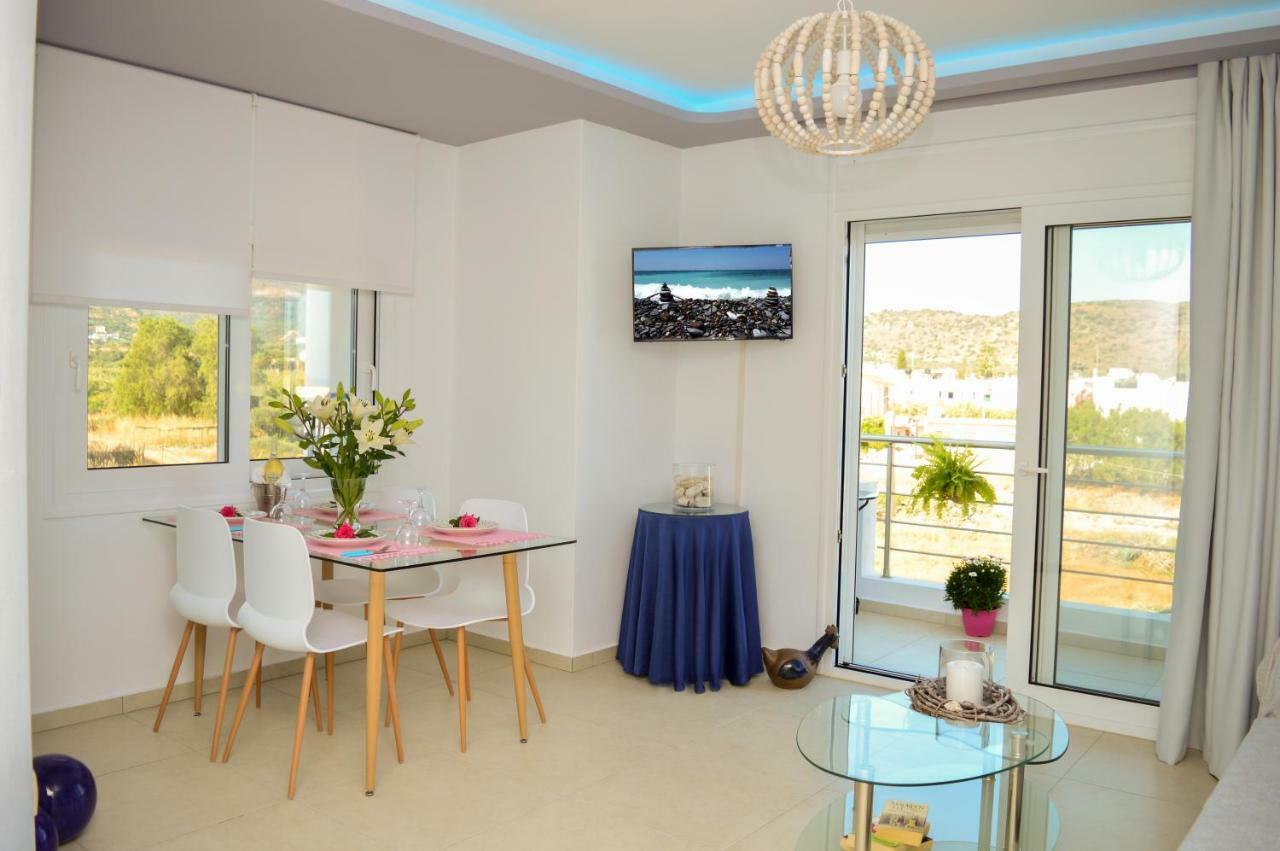 Meltemi Beach Apartments ミラトス エクステリア 写真